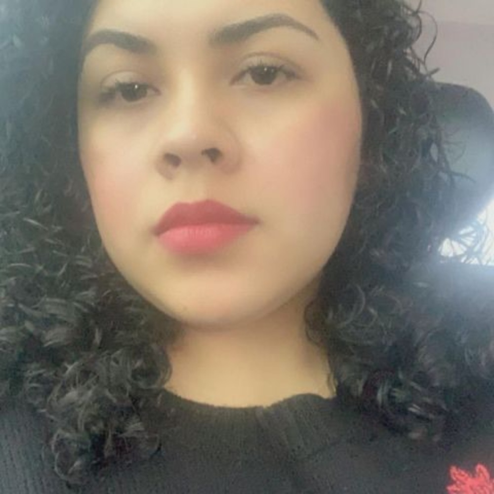 Meet your Posher, Paola